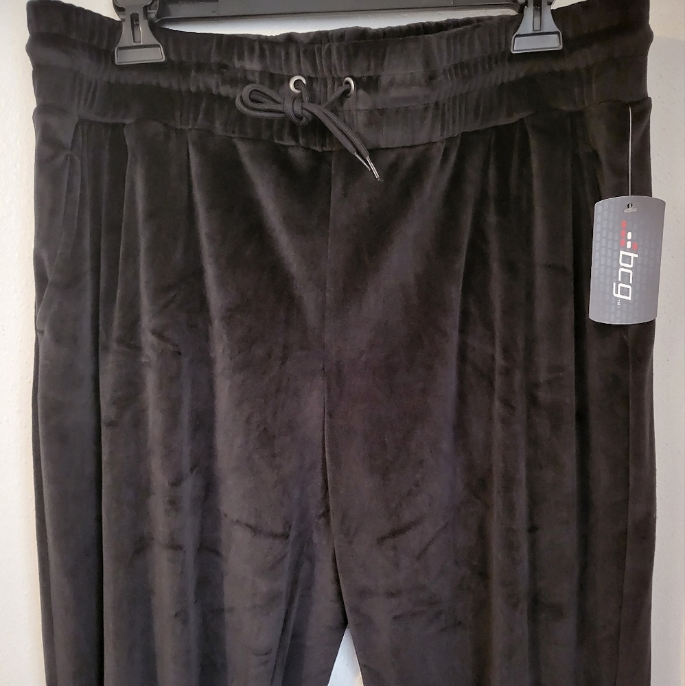 NWT - BCG Casual Pants